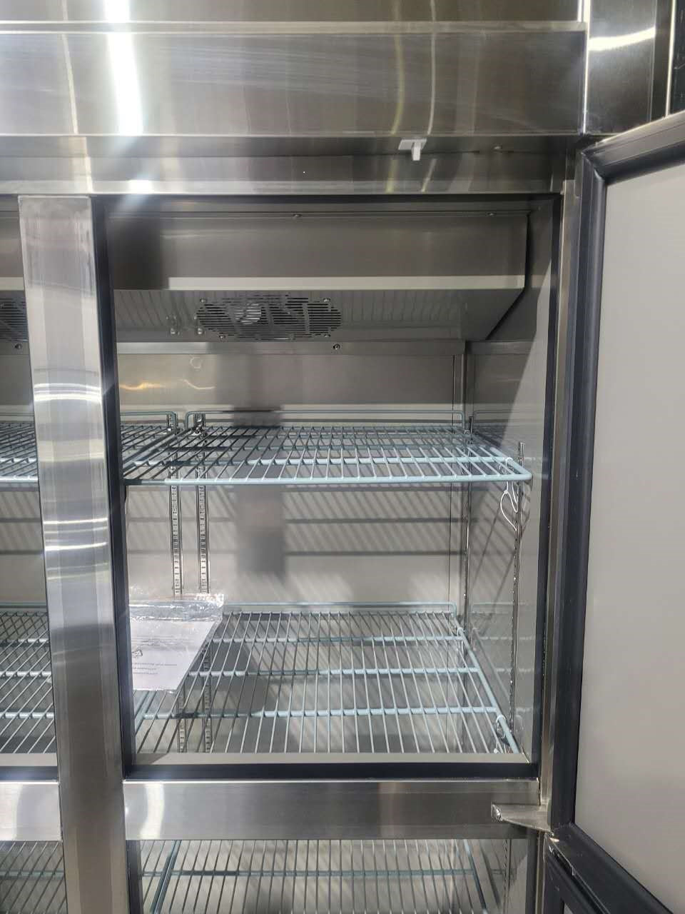 Chef AAA - SCD-880F, Commercial Solid 4 Half Door Reach-In Freezer 32 cu.ft.